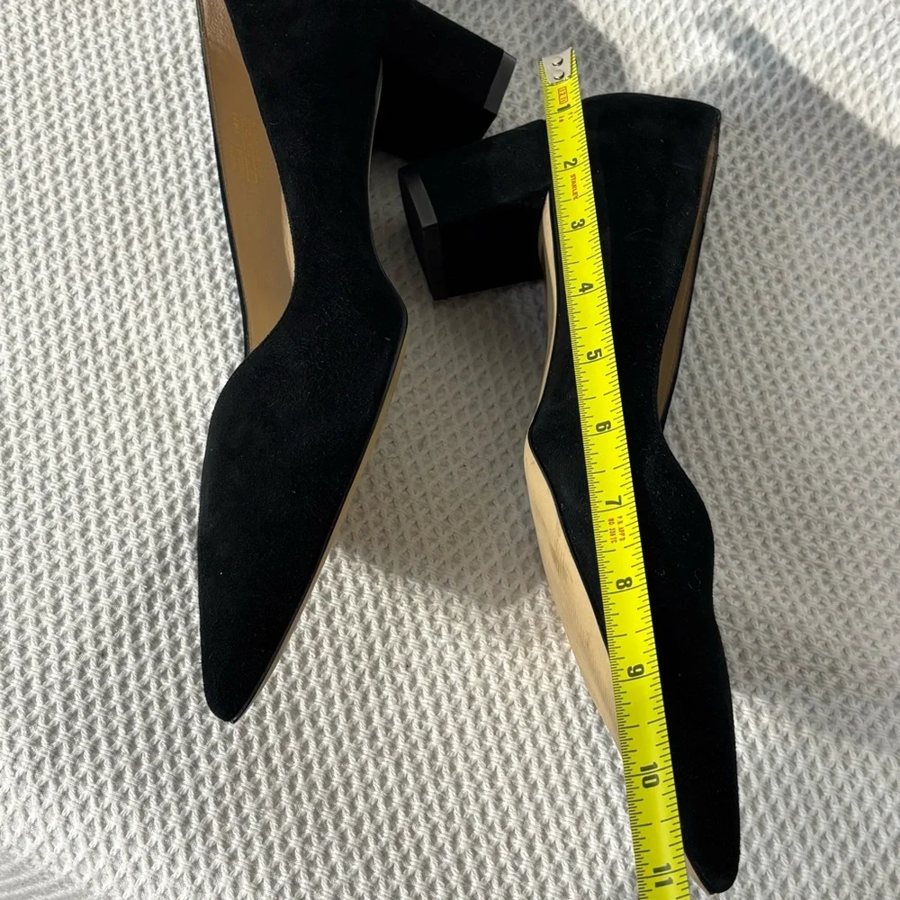 Stuart Weitzman Sz 39.5 Black Suede Low Block Heel Pumps Pointy Toe - Picture 6 of 9